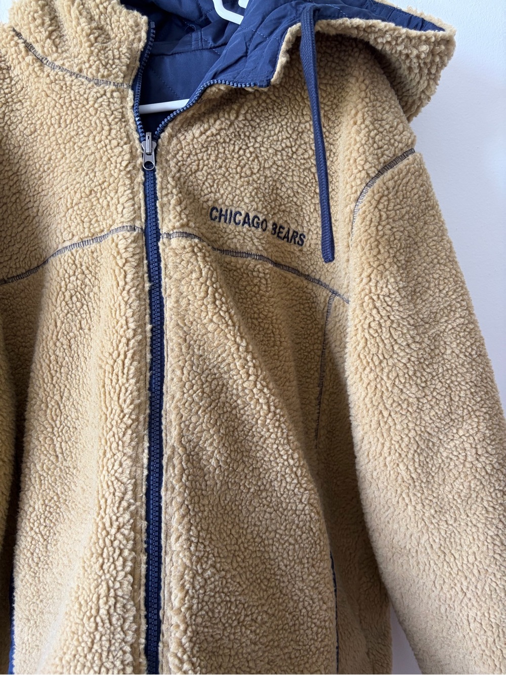 NFL Chicago Bears Reversible Sherpa & Quilted Full Zip Hooded Jacket | Size L - Picture 11 of 15